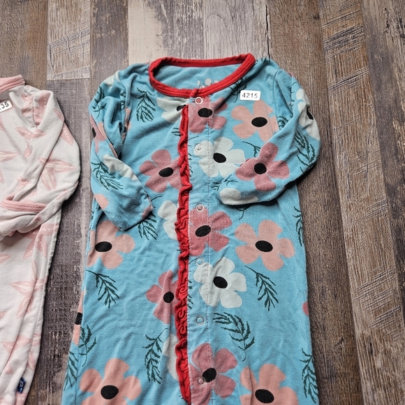 KicKee Pants 0-3 months layette sleeping gowns Bundle of 3 - Picture 8 of 12